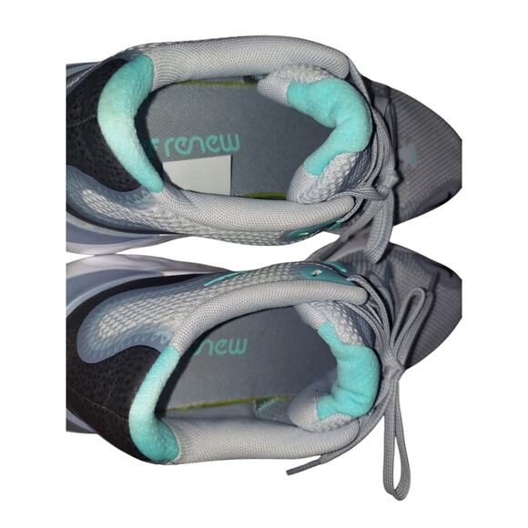 Nike Renew Run Womens Size 11 Running Shoes Gray Mint Green Lace Up CK6360-007 - Picture 6 of 8